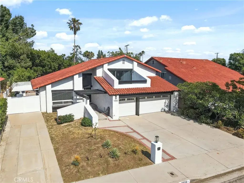 9350 Tampa, Northridge