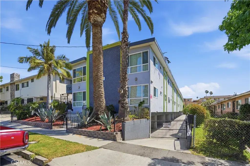 720 N Market, Inglewood