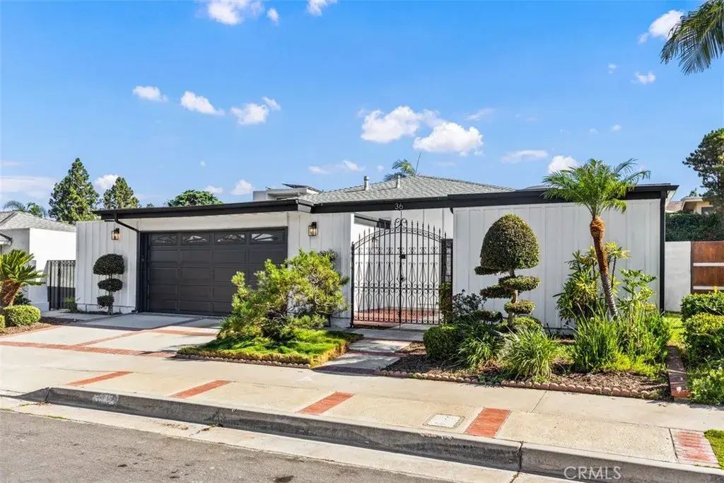 36 Mountain View, Irvine