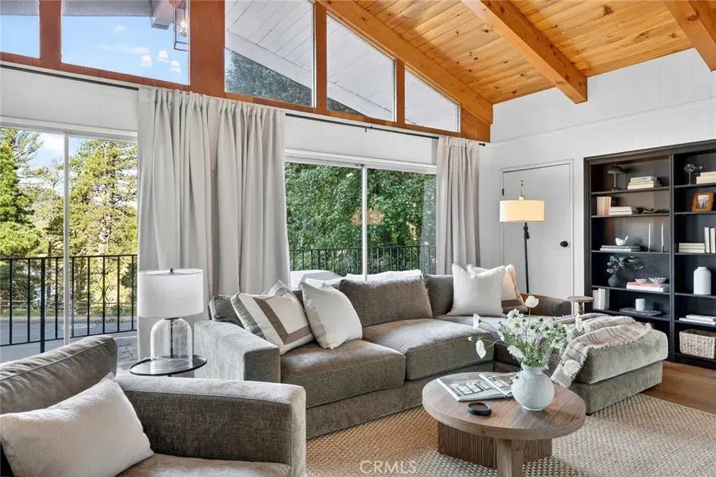 24674 Lake, Crestline