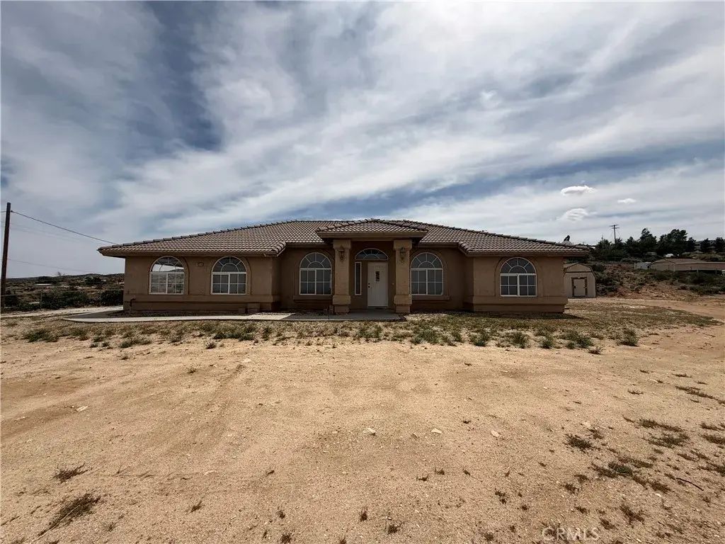 4315 Snow Line, Phelan