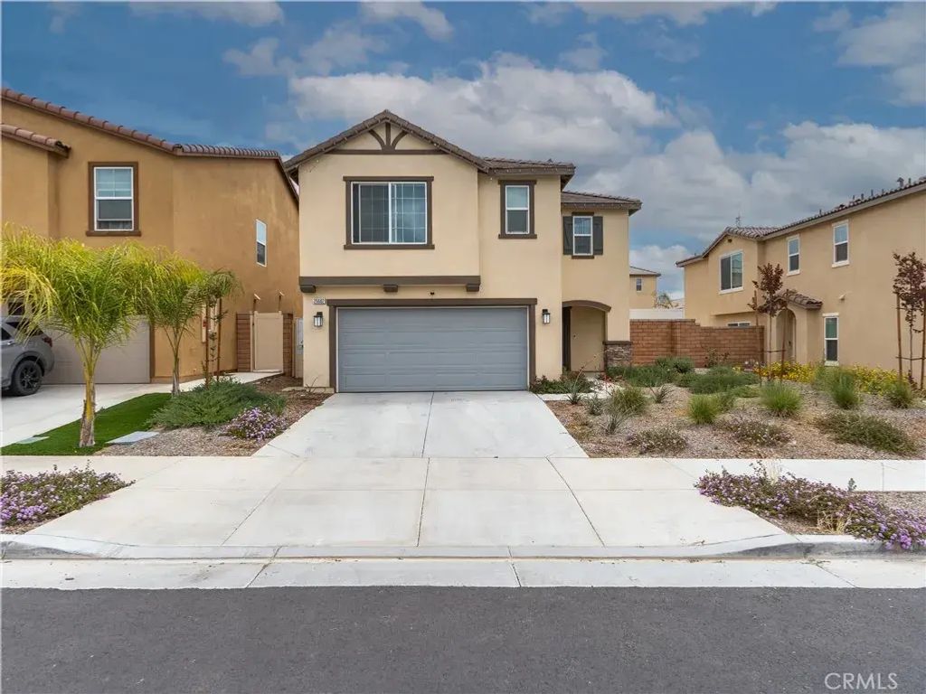 25602 Pine Ridge, Homeland