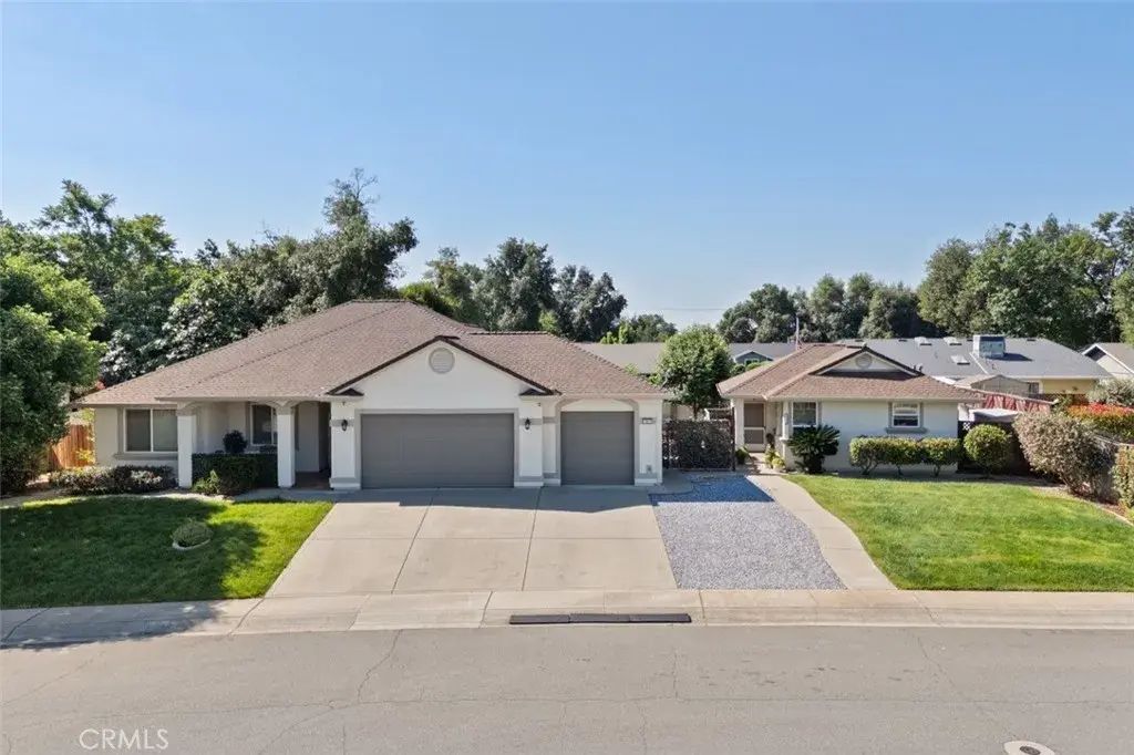 1613 Galaxy, Redding