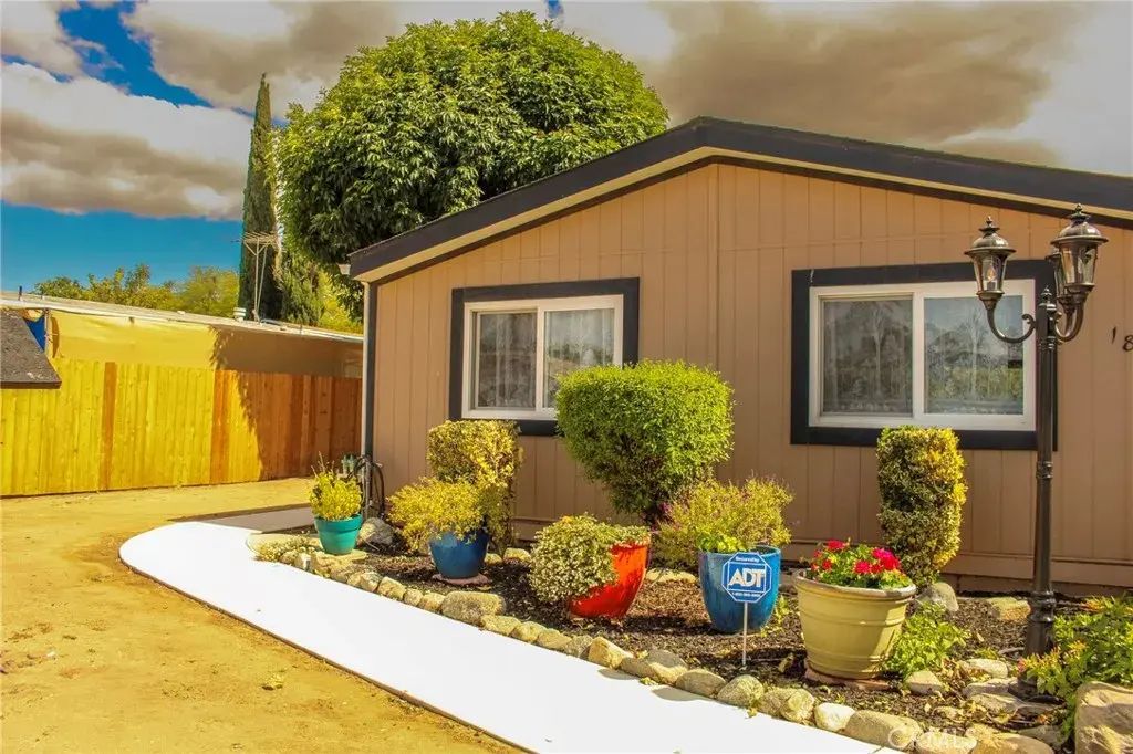 185 Punta Prieta, Perris