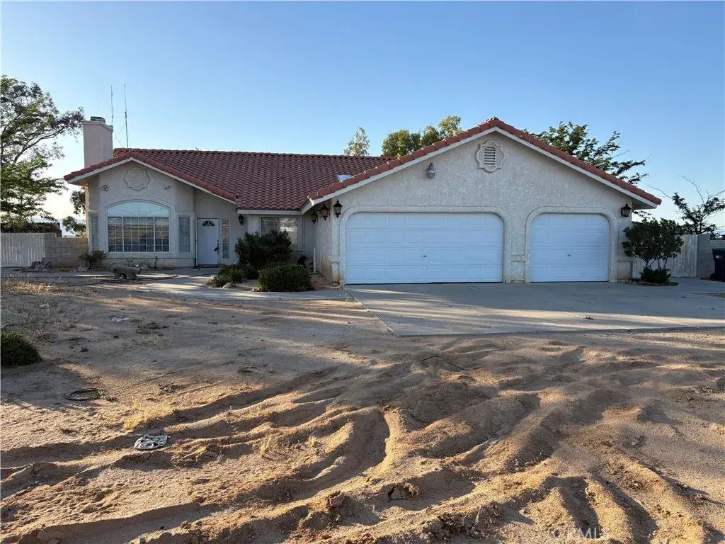 17157 Hacienda, California City