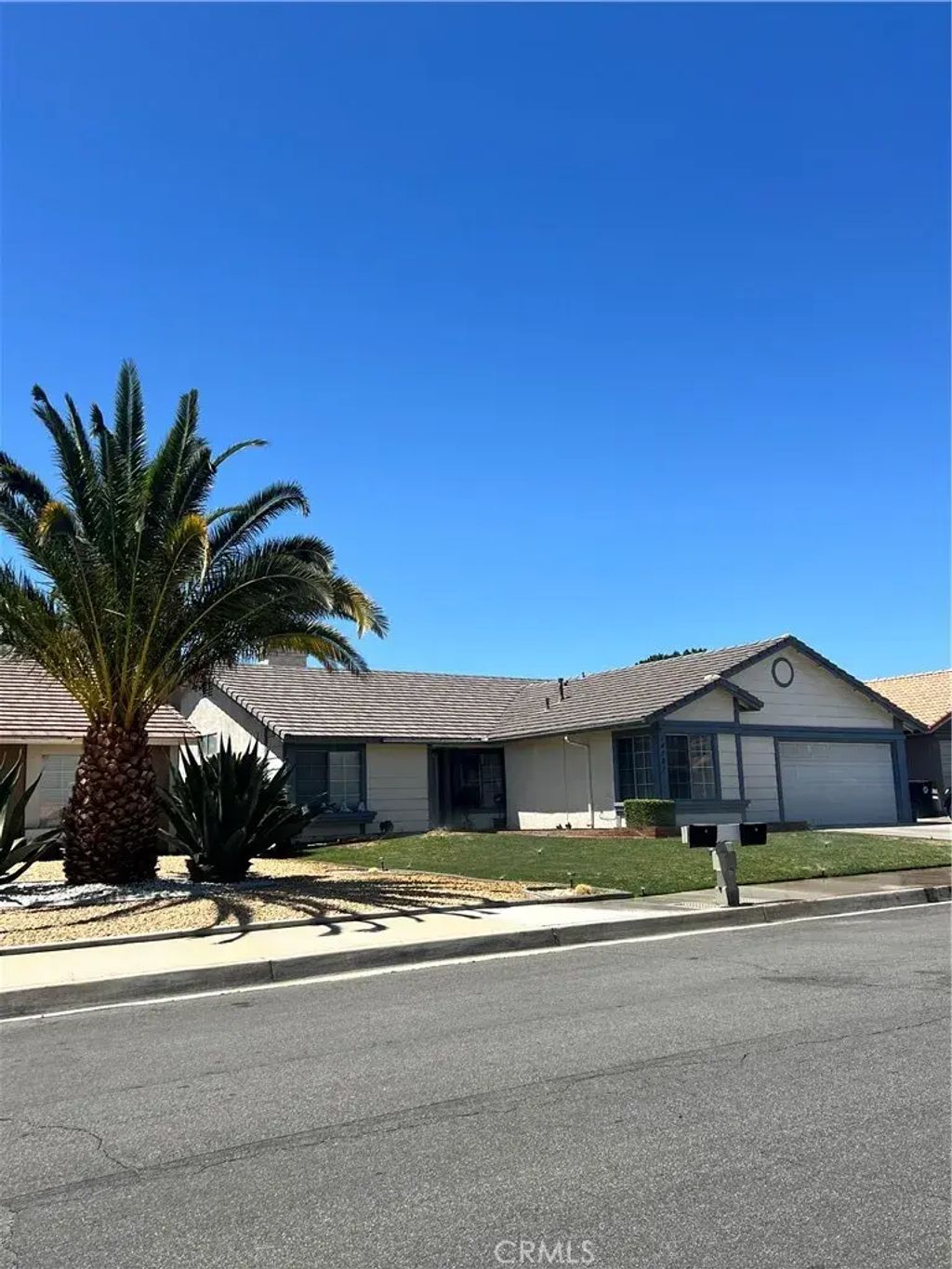 14181 Hillsborough Dr Drive, Victorville
