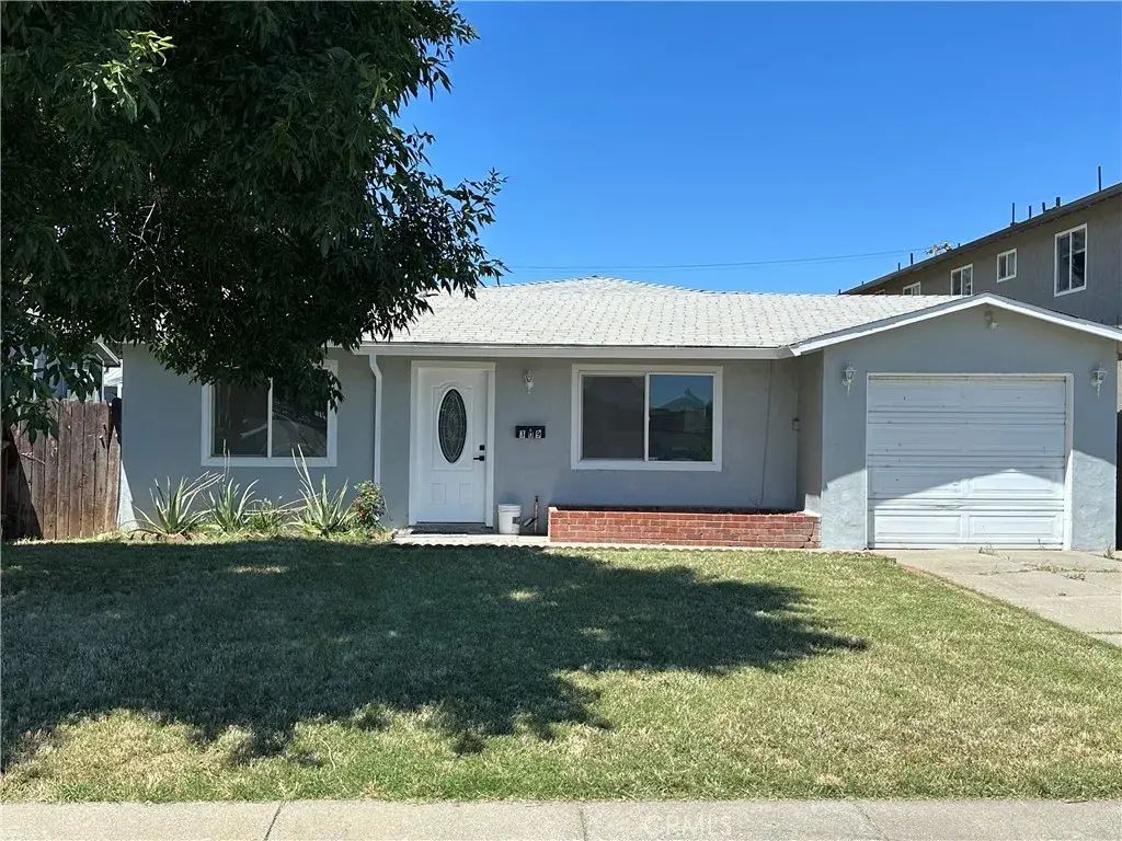 309 N Merrill Avenue, Willows