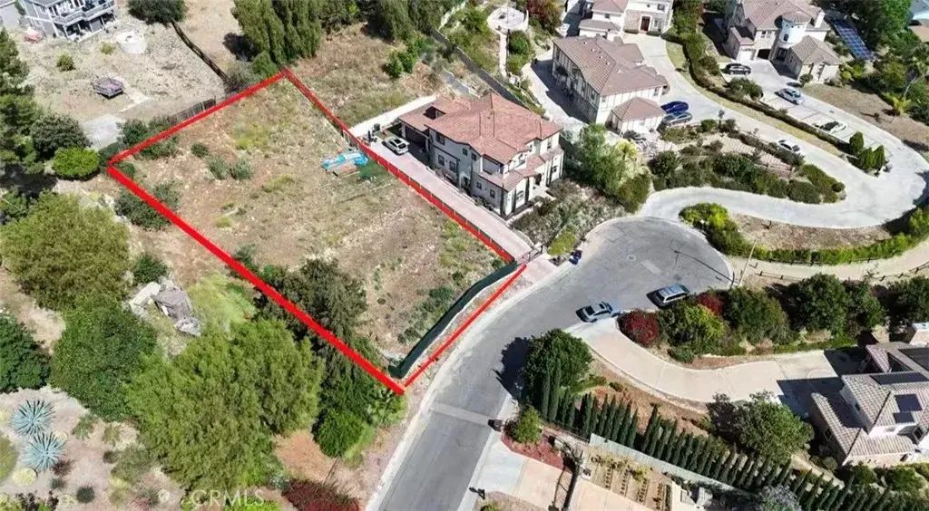 455 Avenida Esplendor, Walnut
