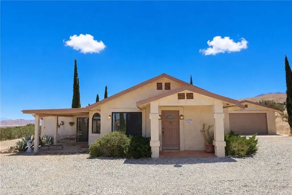 25274 Skyline, Apple Valley