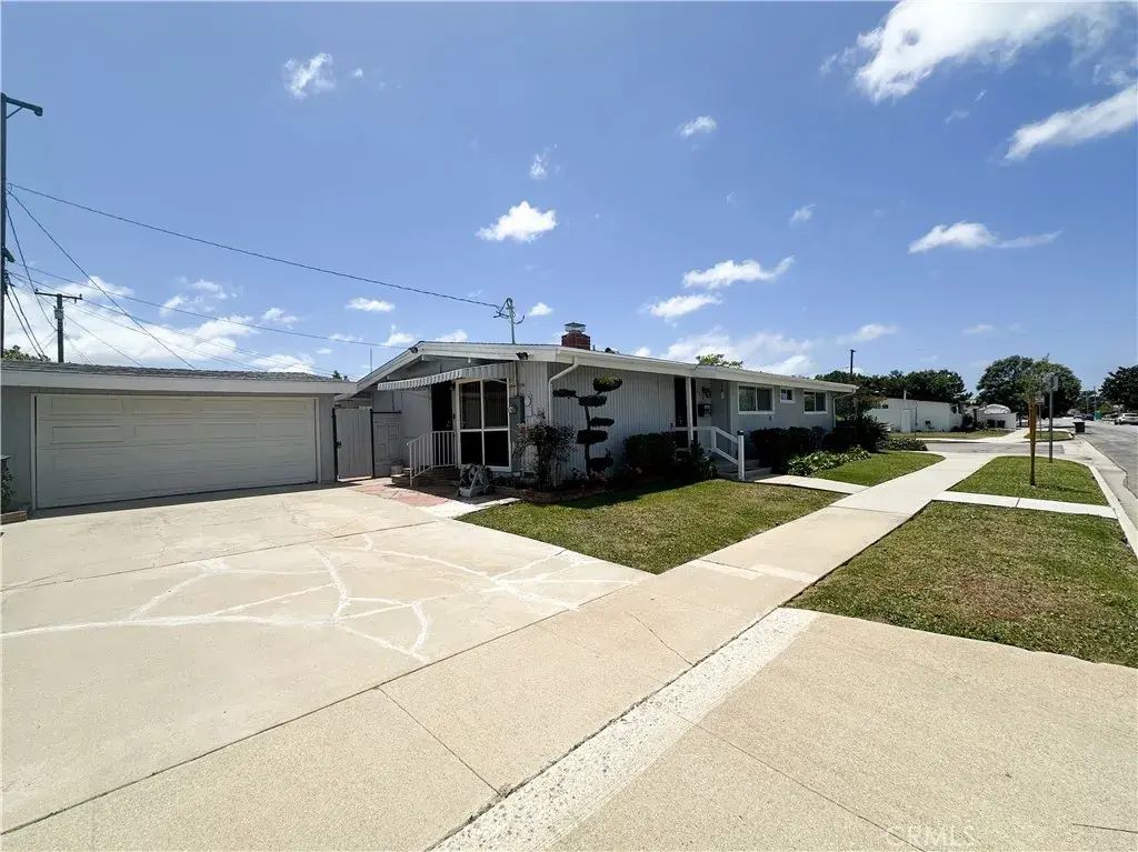 2314 W 165th St., Torrance