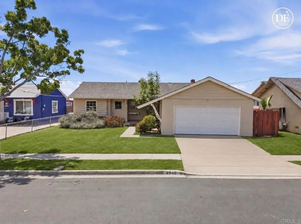 2642 Calle Quebrada, 