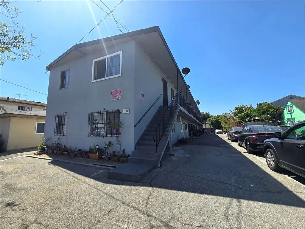 1140 W 120th Street 8, Los Angeles