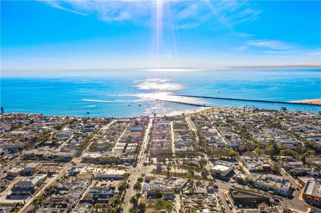 415 Marguerite Avenue, Corona Del Mar