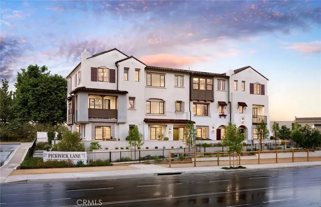 106 Sorrel Court, Burbank