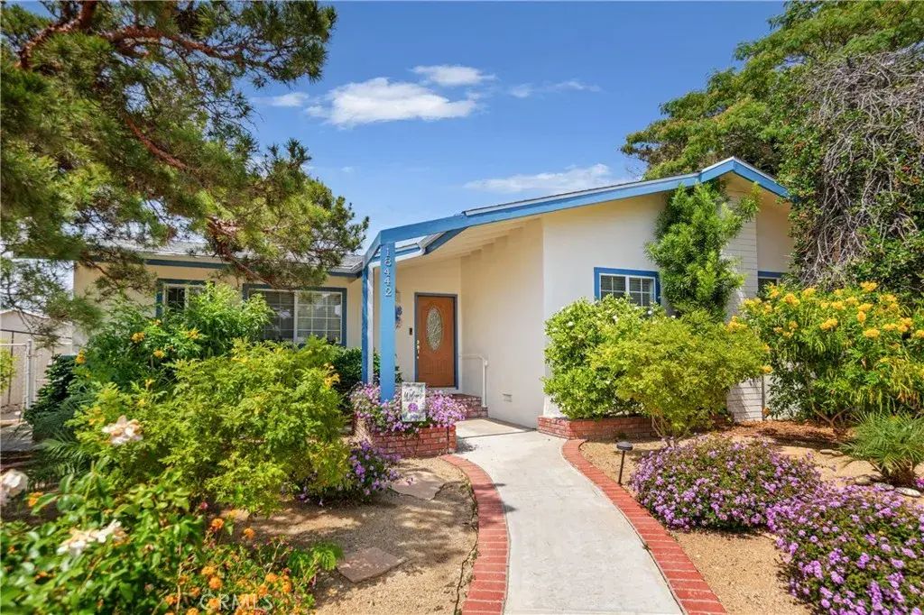 18442 Los Alimos, Porter Ranch