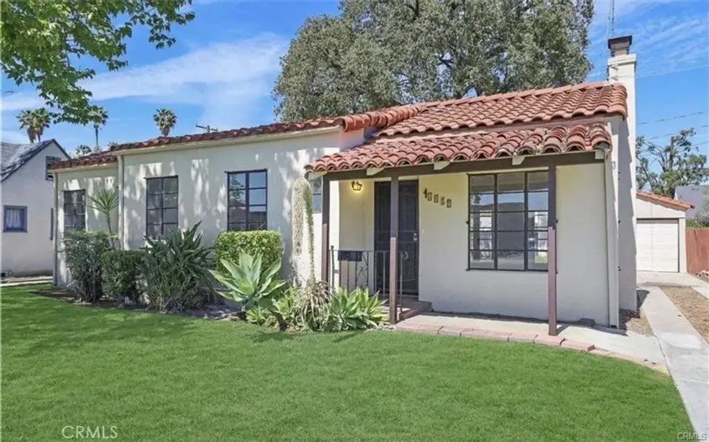 4329 Central, Riverside