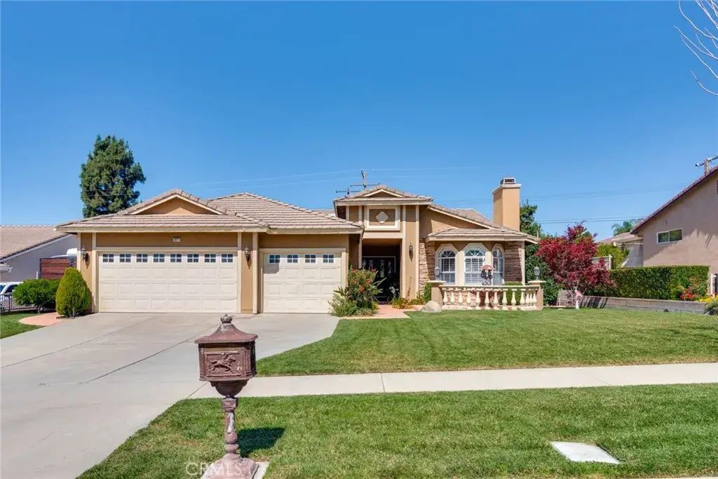 1827 N Christopher, Upland