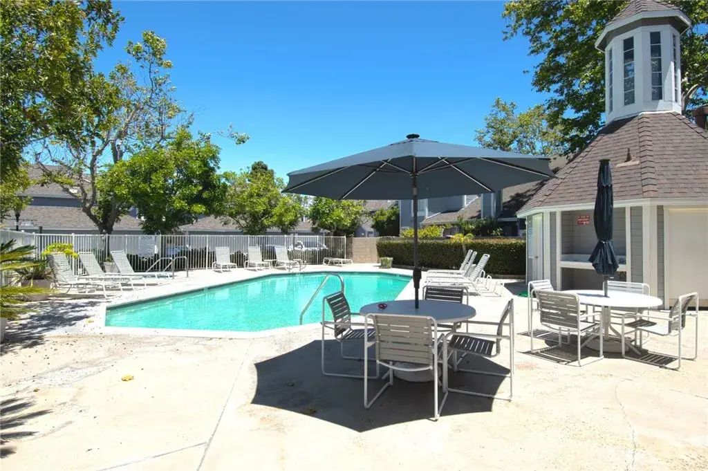 2520 Back Bay Loop, Costa Mesa