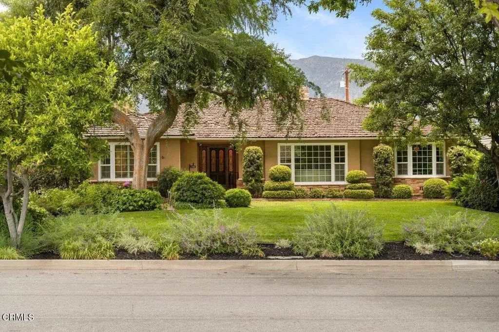 1125 Encanto Drive, Arcadia
