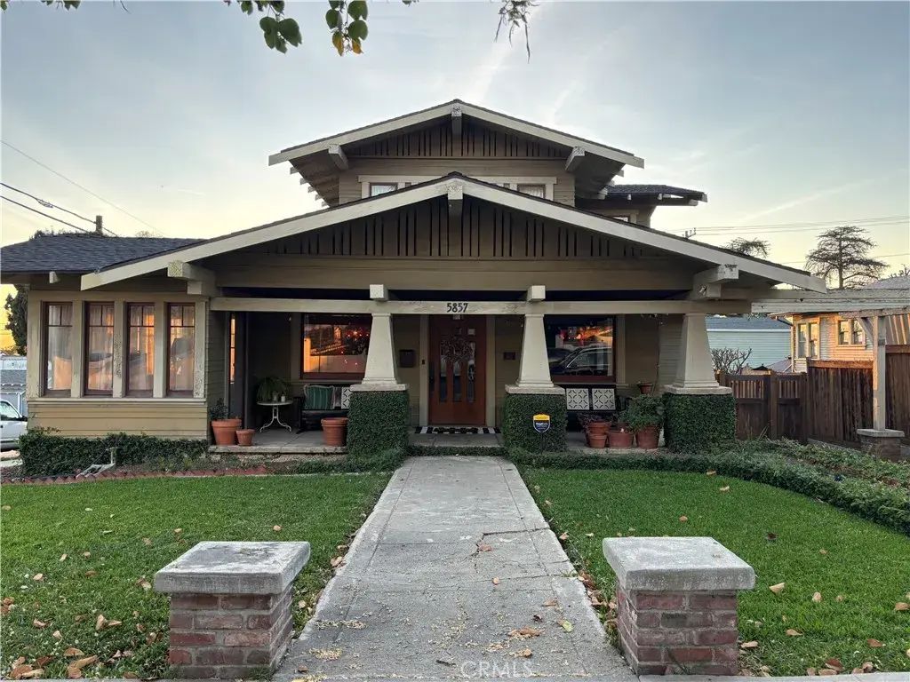 5857 Washington Avenue, Whittier