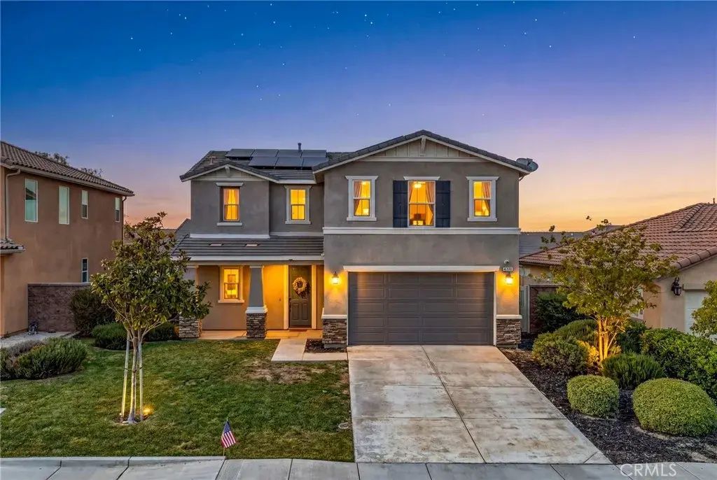 30354 Woodland Hills Street, Murrieta