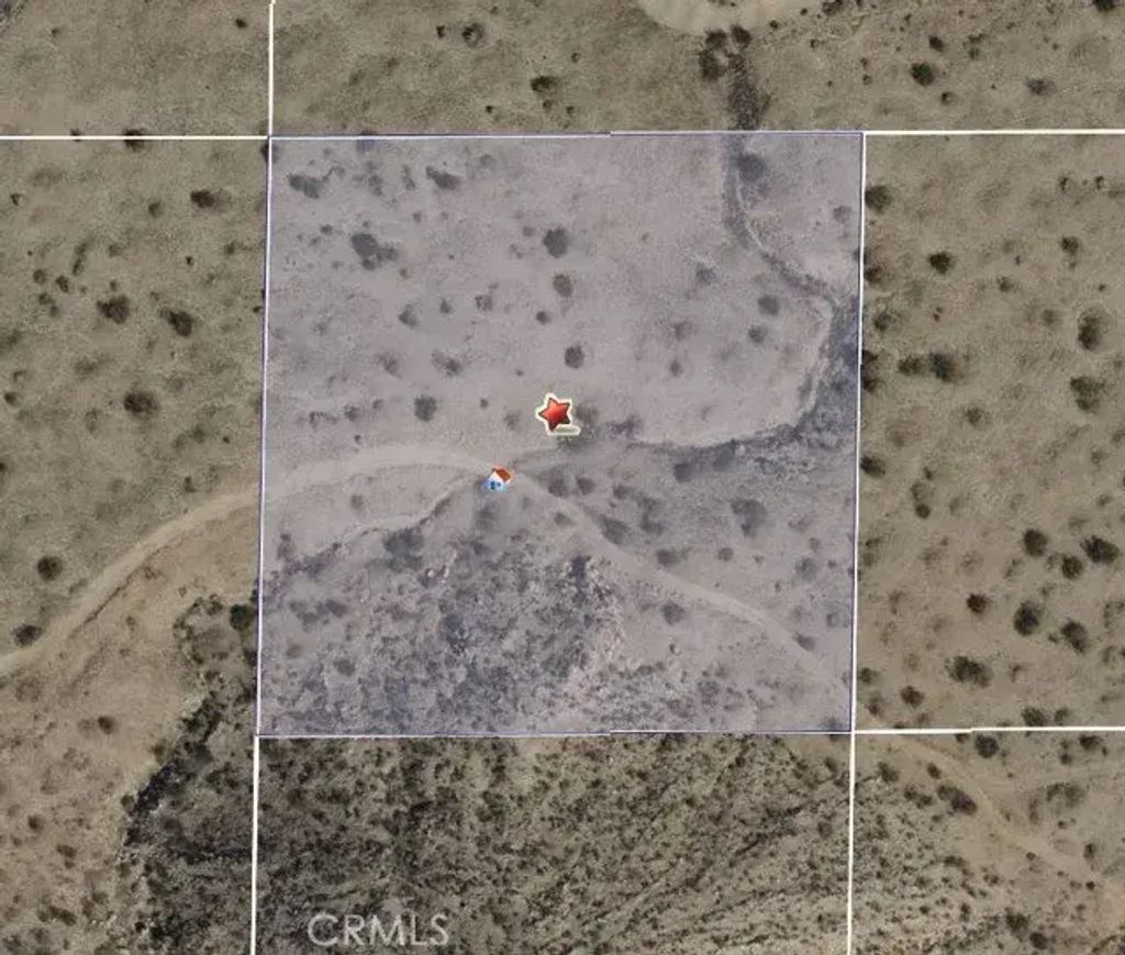 135 Vic Avenue M-12, Palmdale