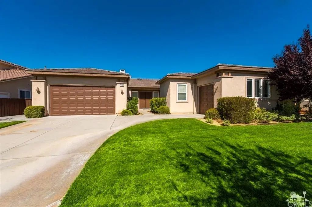 11533 Legends, Beaumont