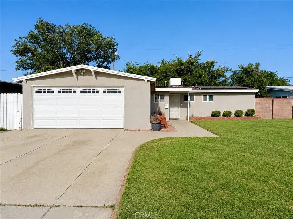 44020 3rd East, Lancaster