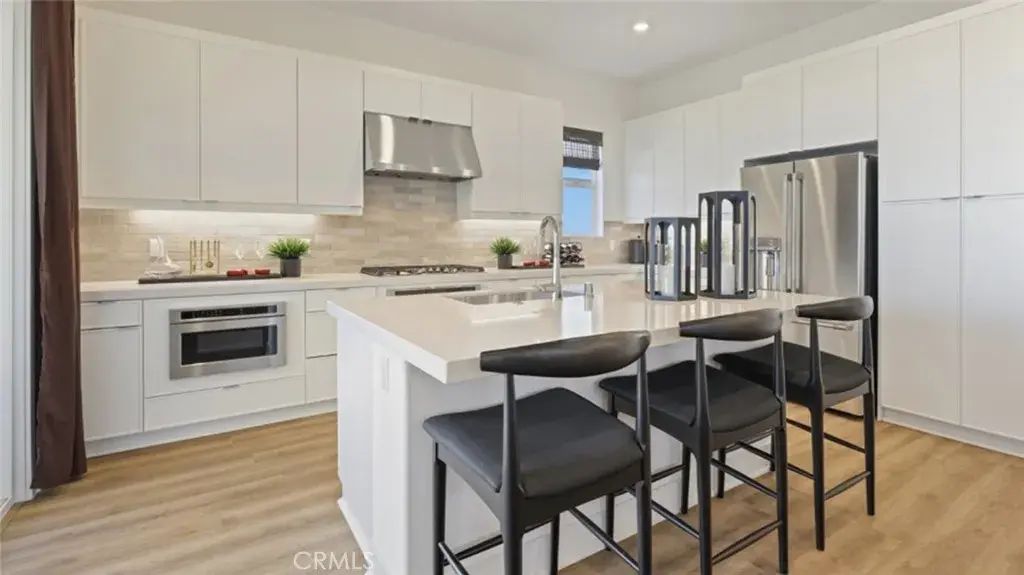 312 Junco, Irvine
