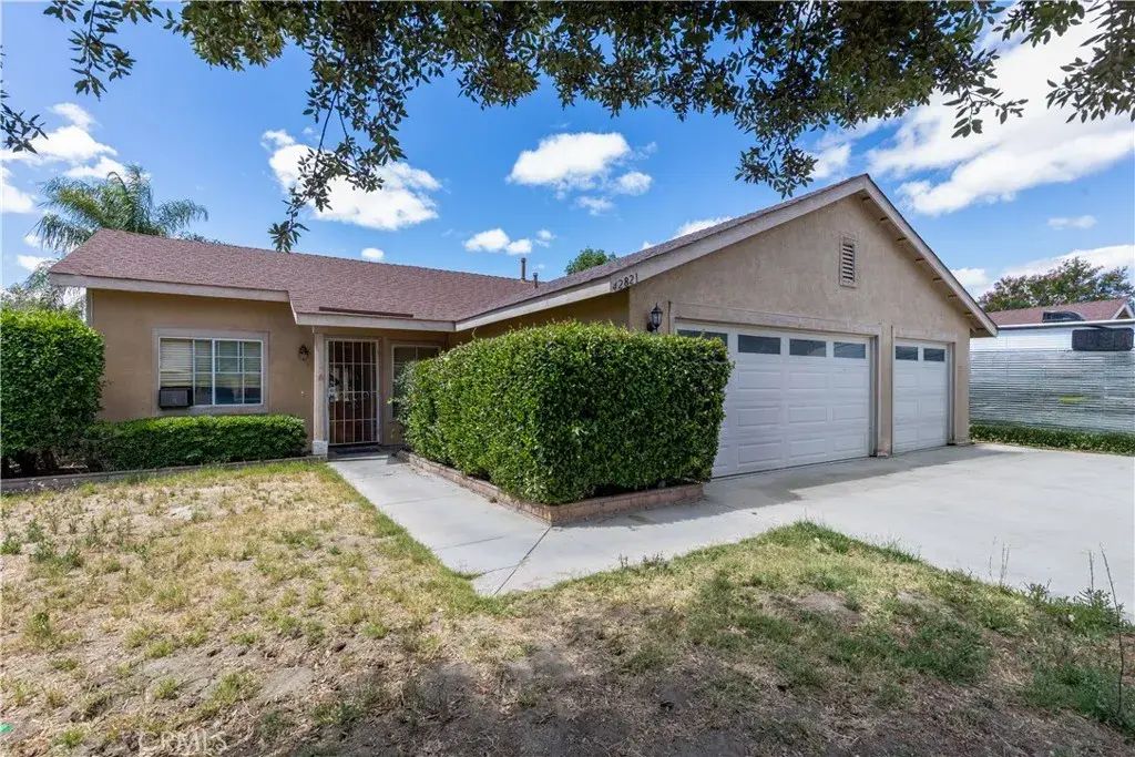 42821 Seal Rock Court, Hemet