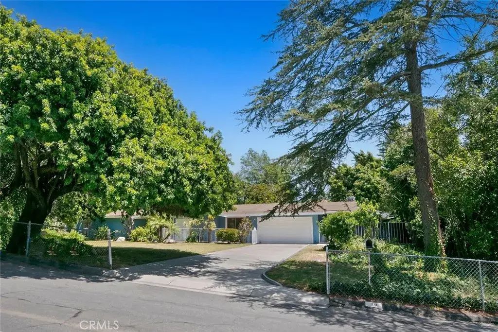 30 La Patera Court, Camarillo