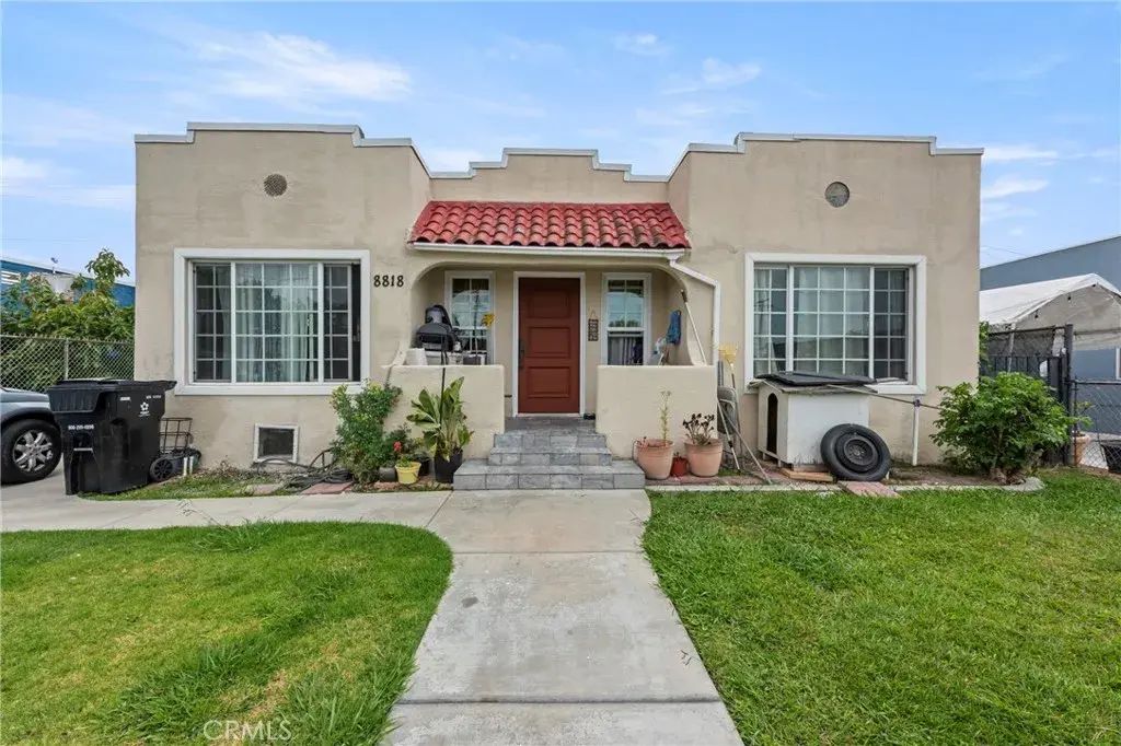 8818 Prince, Los Angeles