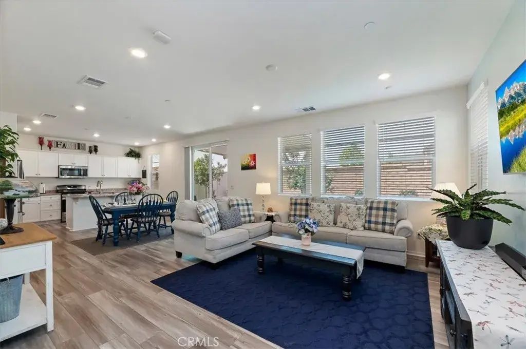 17109 Gray Pine Place, San Bernardino