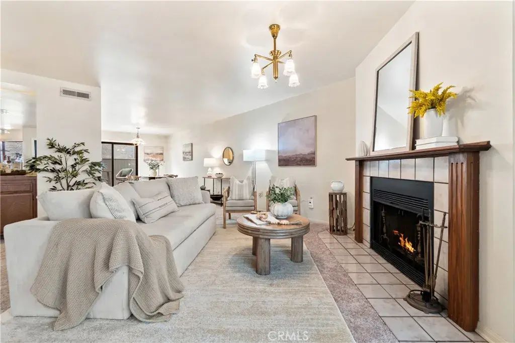 2601 E 19th Street 12, Signal Hill