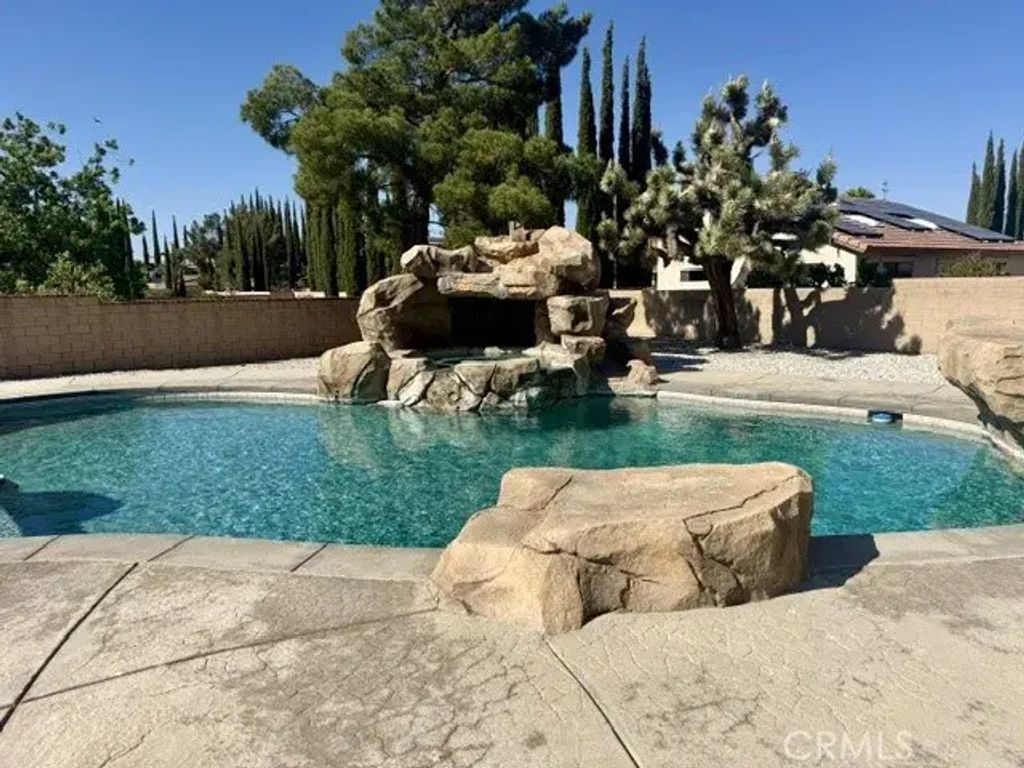 13375 Rincon Rd, Apple Valley