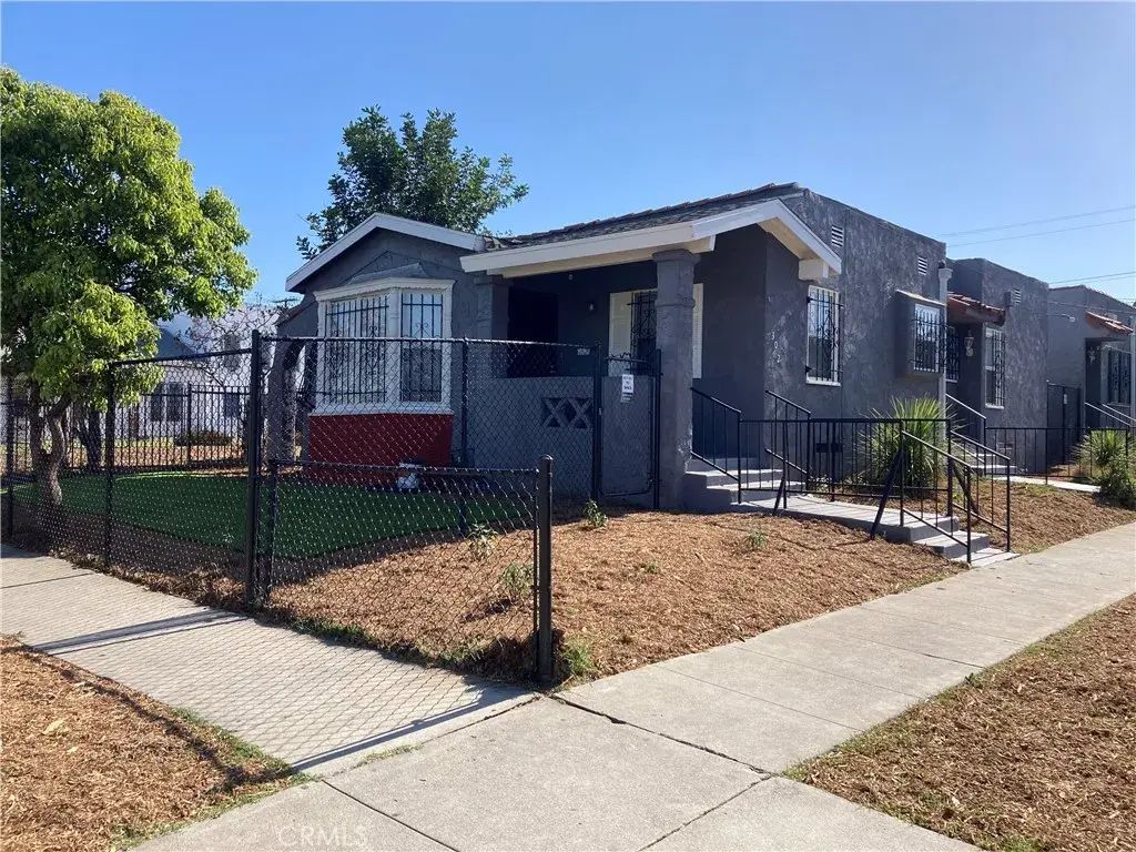 302 W 107th Street, Los Angeles