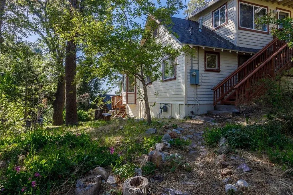 29288 Lake View, Cedar Glen