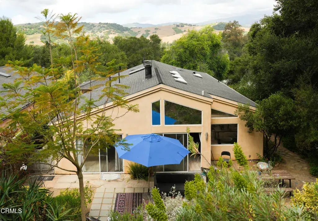 270 Valley Road, Oak View