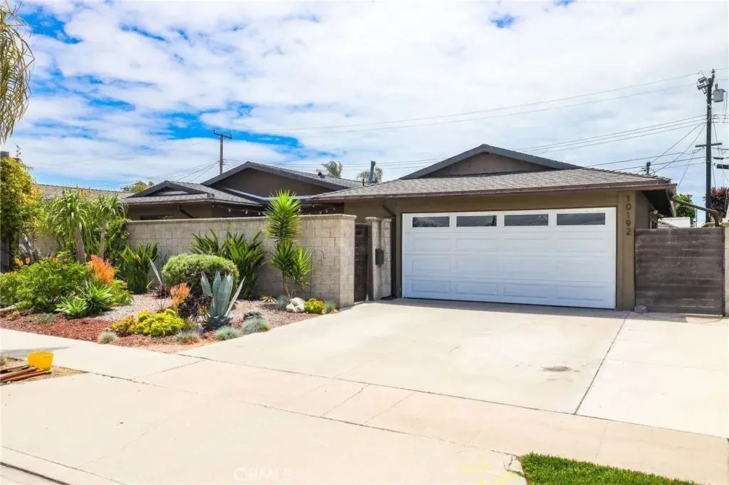 10192 Kaimu, Huntington Beach