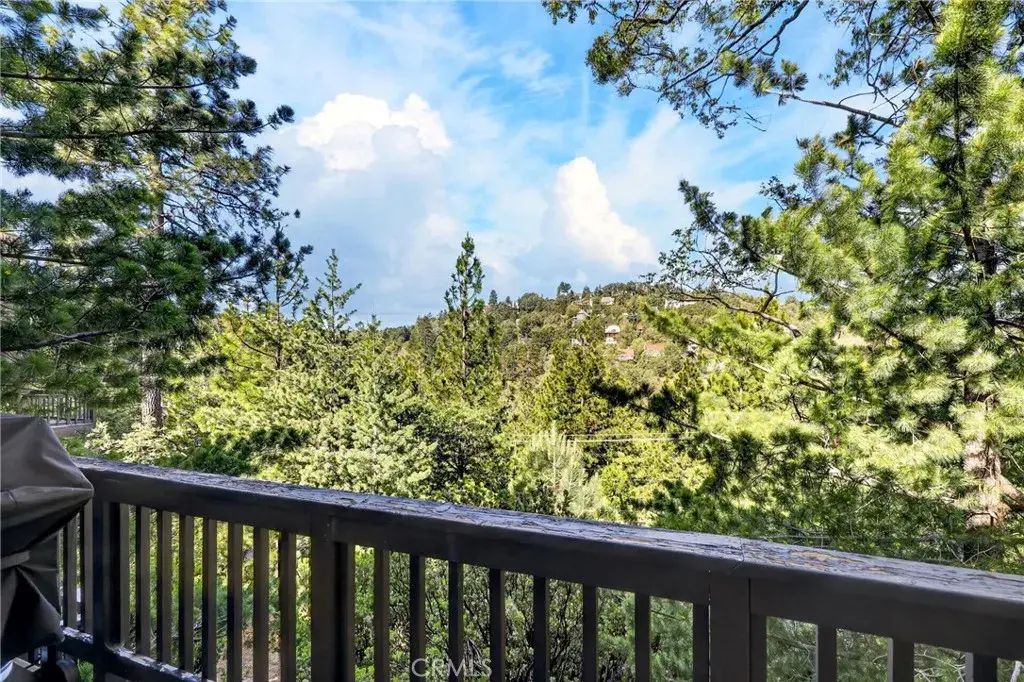 1341 Calgary Drive, Lake Arrowhead
