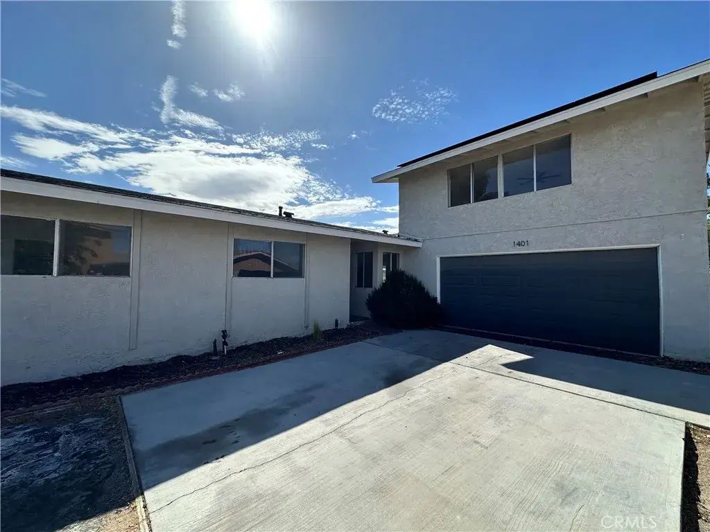 1401 De Anza, Barstow