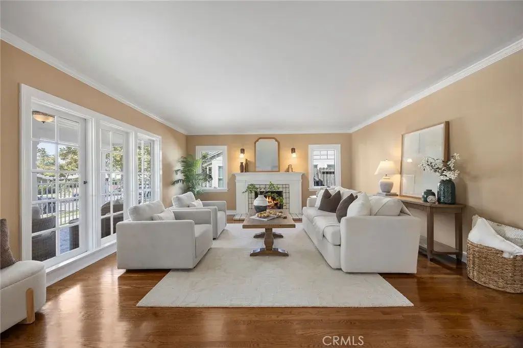 229 W Brookdale Place, Fullerton