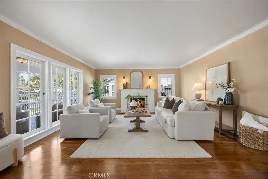 229 W Brookdale Place, Fullerton
