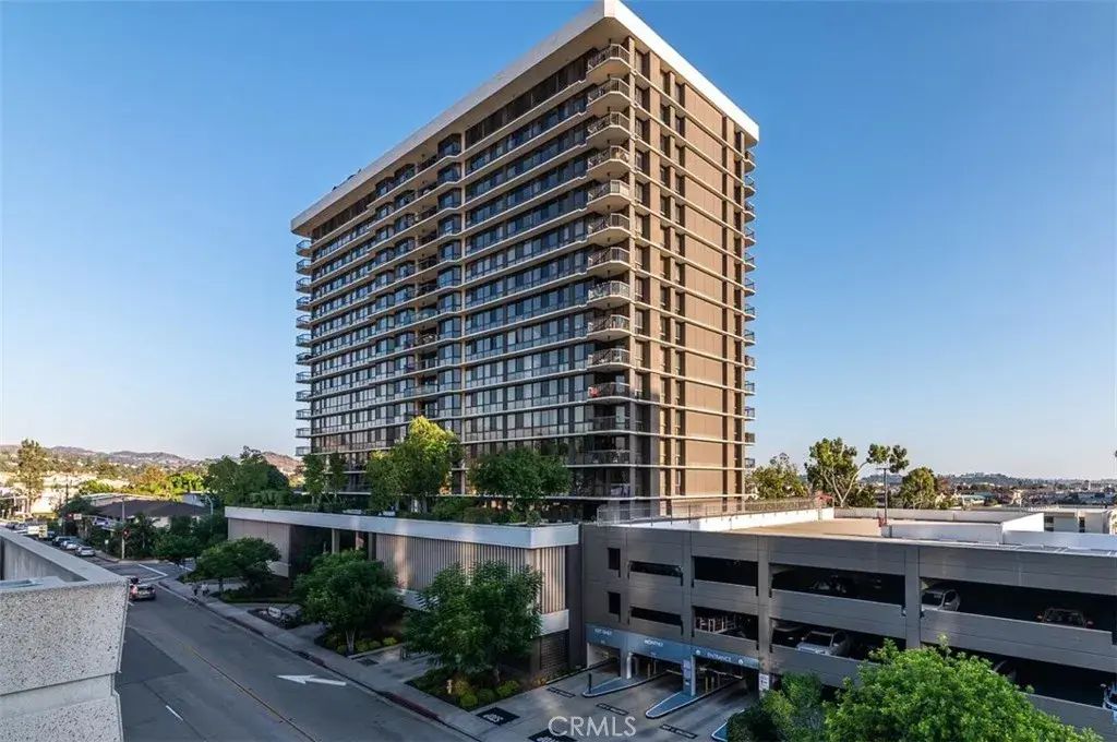 222 Monterey Road 1205, Glendale