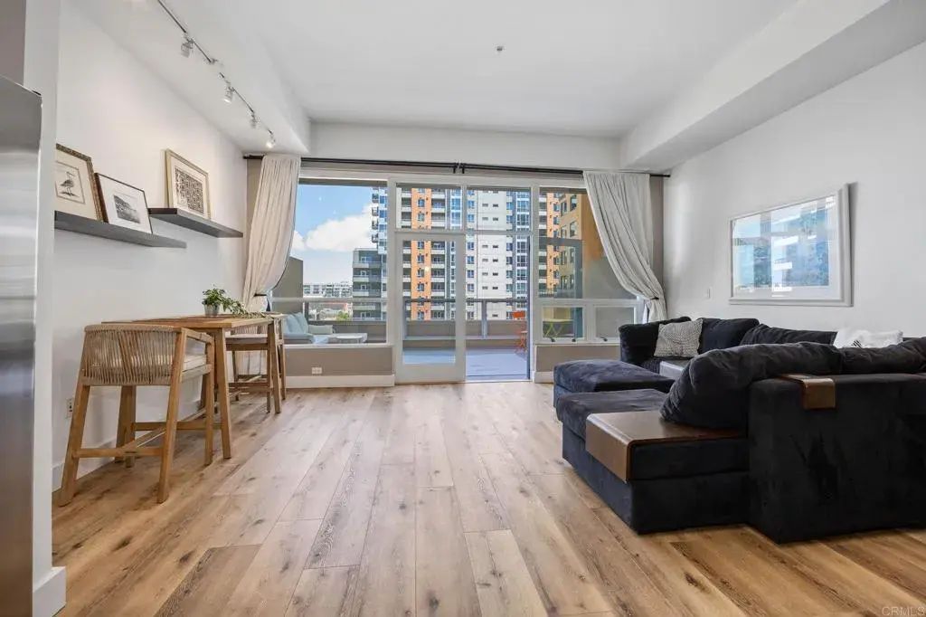 350 W Ash Street 603, 