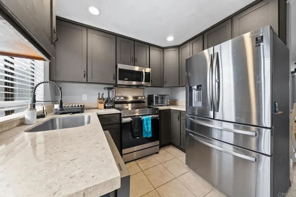 1604 Presioca Street 11, Spring Valley