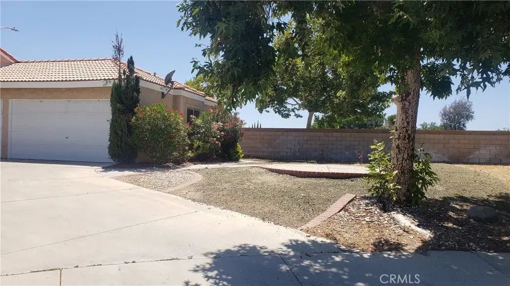 6012 Sandpiper, Palmdale