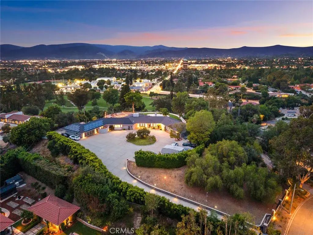 3029 E Los Cerillos, West Covina
