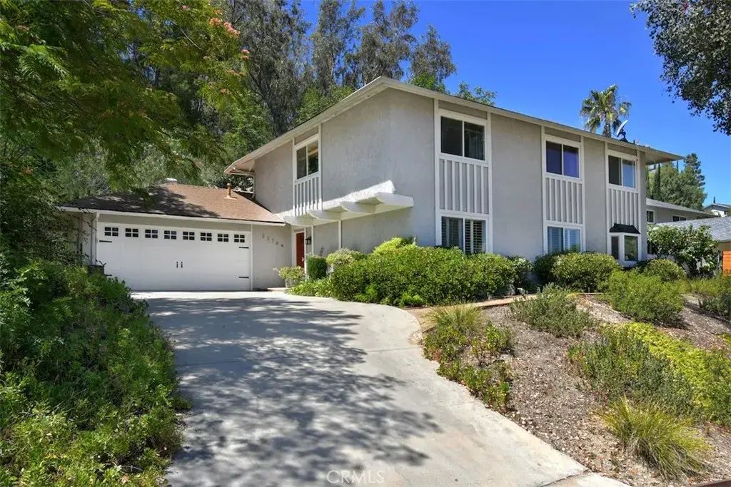23764 Del Cerro, West Hills