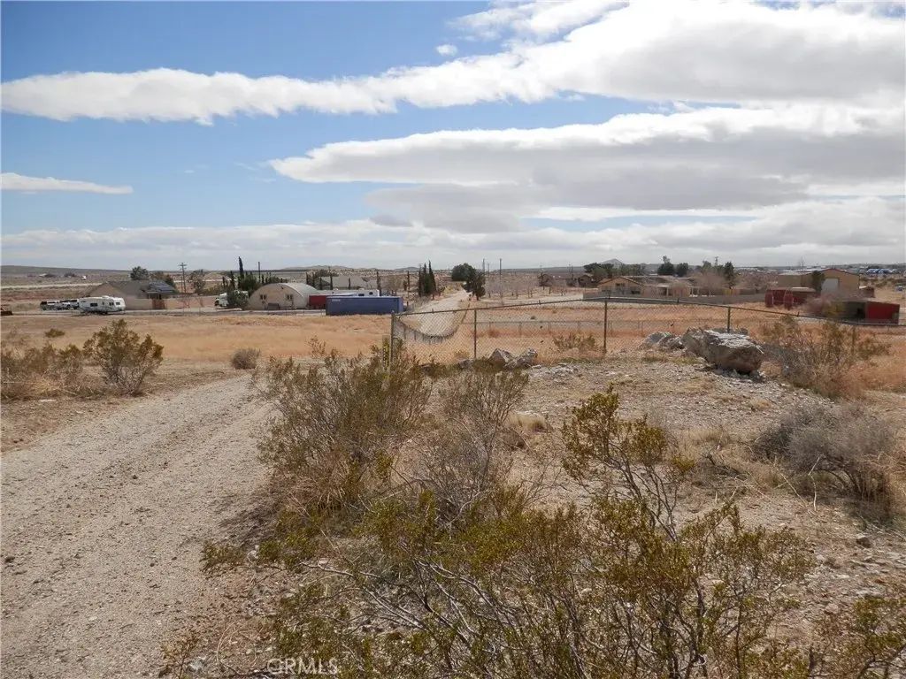Shirley, Mojave